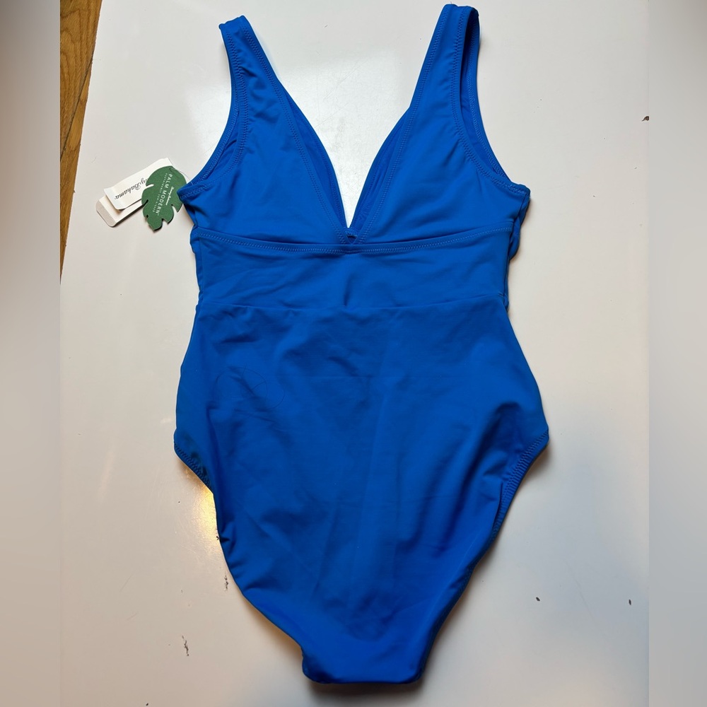 Tommy‎ Bahama Palm Modern Over-the-Shoulder V-Neck One-Piece Swimsuit - Picture 6 of 6